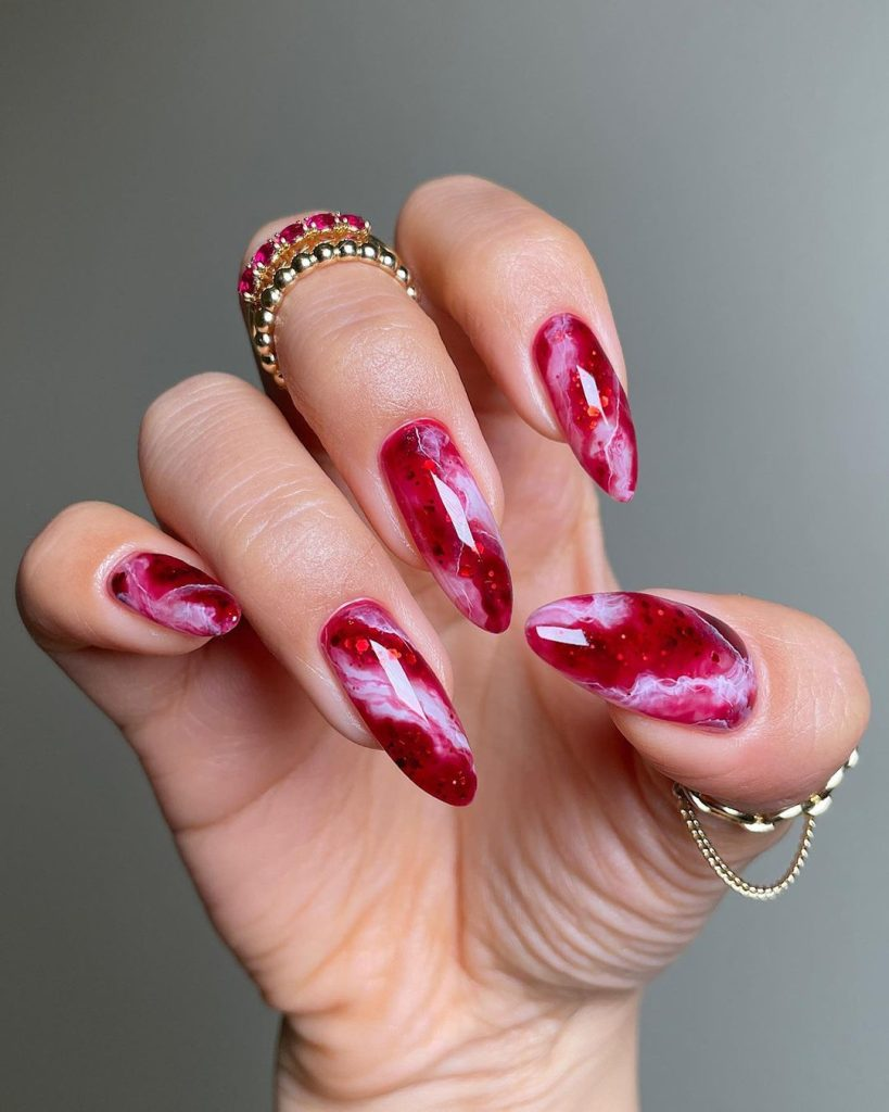Beautiful nail art French tip nail art design for everyday wear