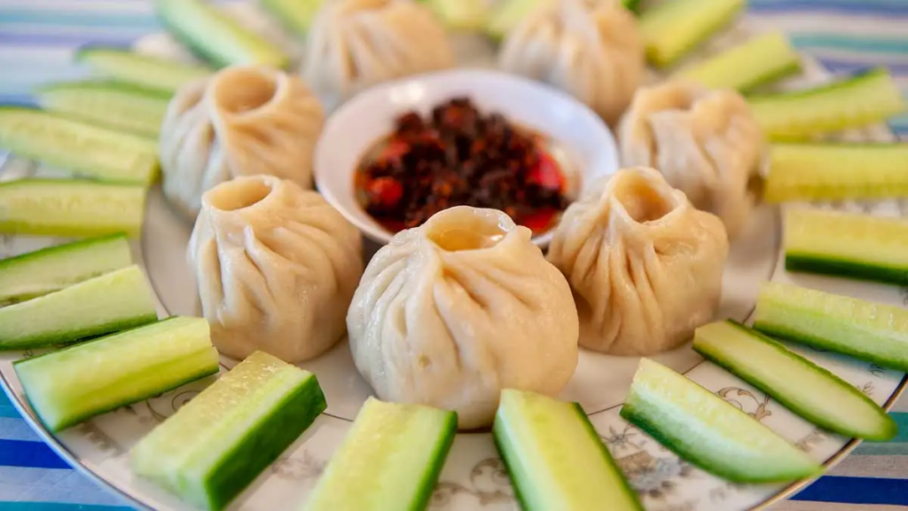 International Dishes that Indians love, including pizza, pasta, noodles, burgers, momos, sushi, and tacos.