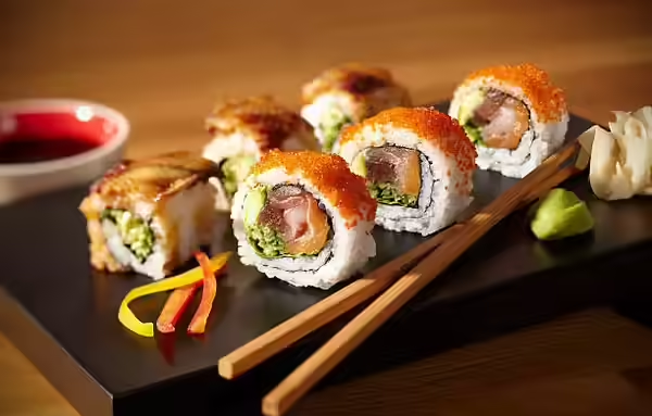 International Dishes that Indians love, including pizza, pasta, noodles, burgers, momos, sushi, and tacos.