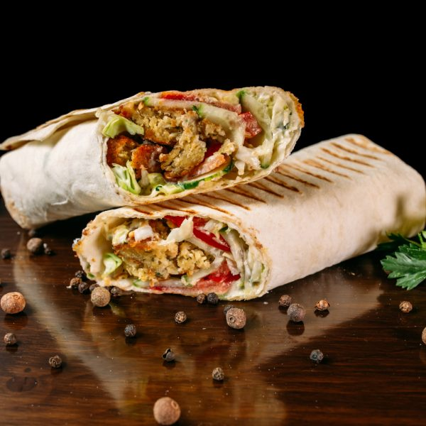 International Dishes that Indians love, including pizza, pasta, noodles, burgers, momos, sushi, and tacos.